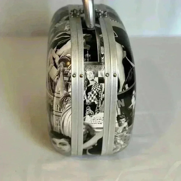 Vintage Travel Train Makeup case with claw closure - Picture 7 of 8